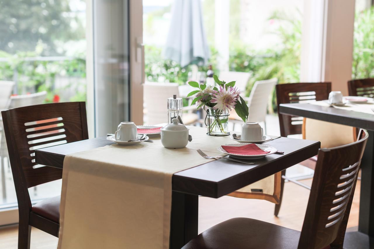 Gaestehaus Wein Im Turm Longuich Ngoại thất bức ảnh